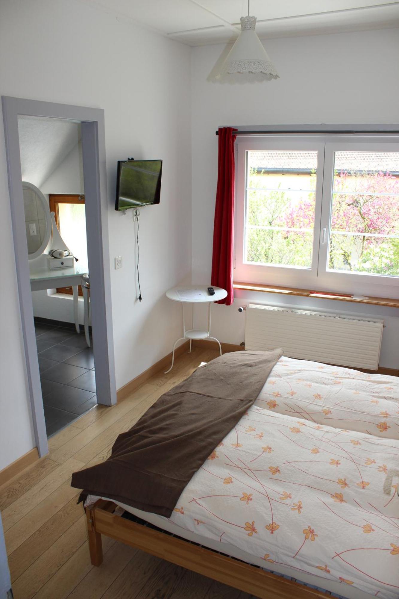 Bed and Breakfast A Cote Motiers Экстерьер фото